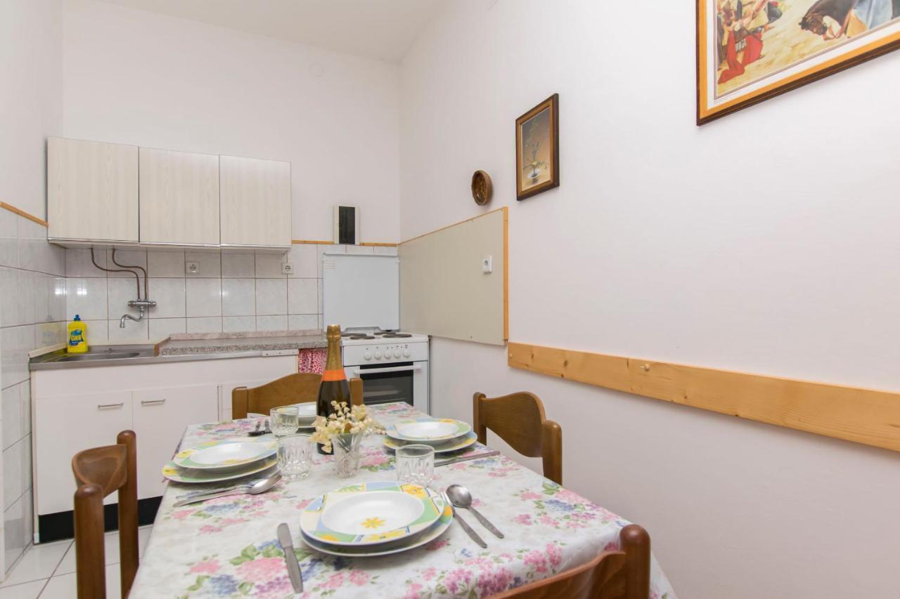 Apartments Amalija Vodice Esterno foto