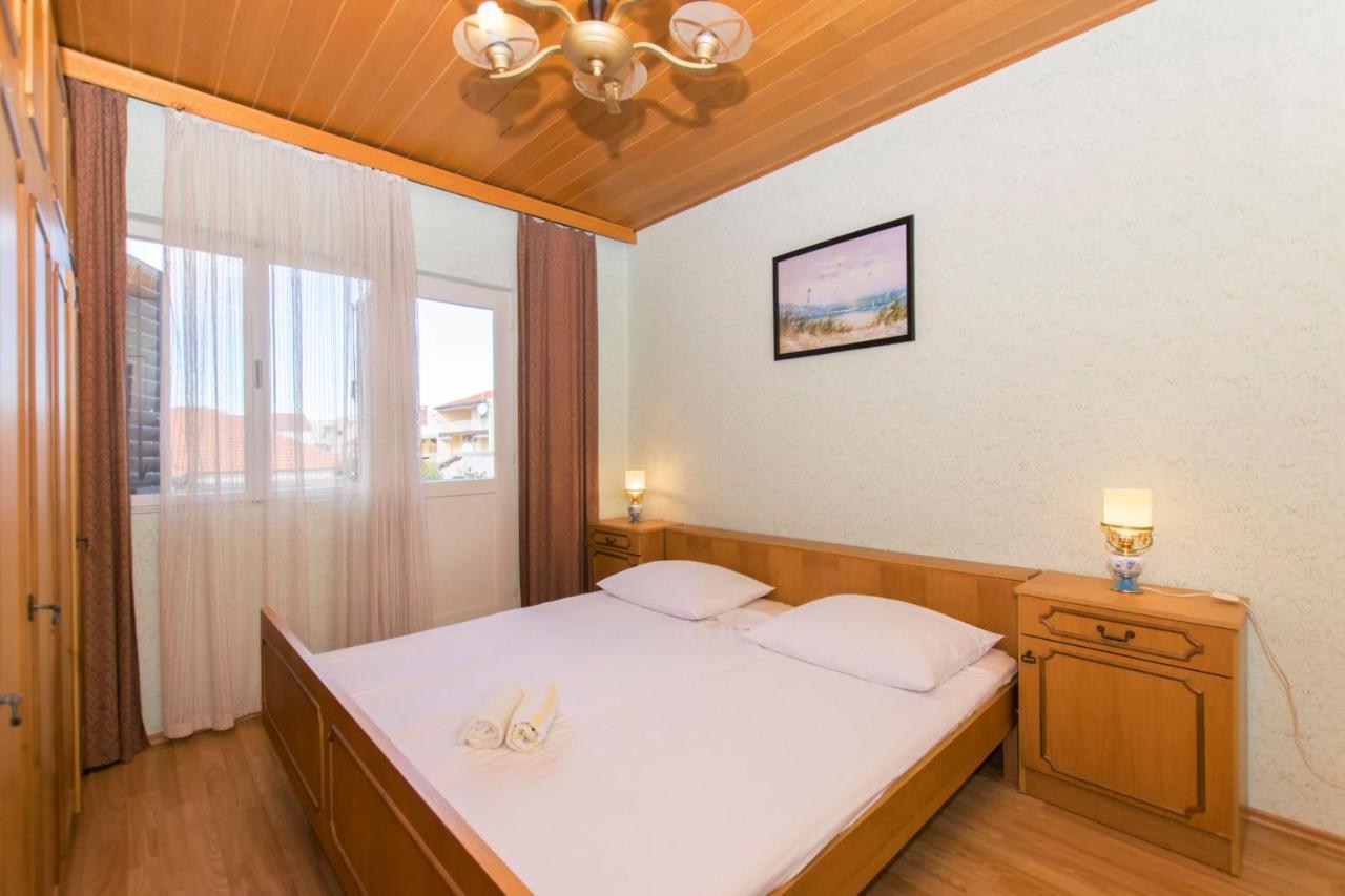 Apartments Amalija Vodice Esterno foto